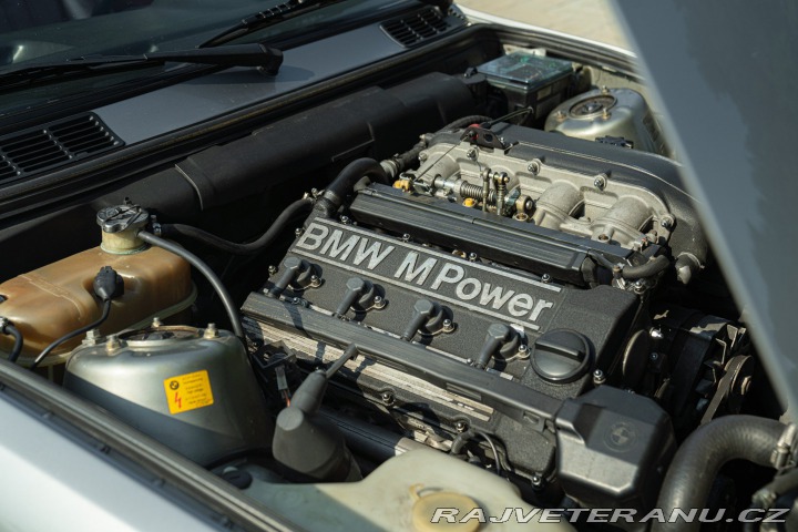 BMW 3 320 is e30 1988