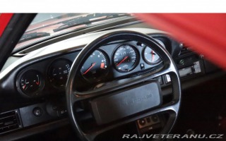 Porsche 911 Carrera 1986