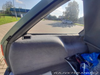 Mercedes-Benz 200 S124 200TE 1990