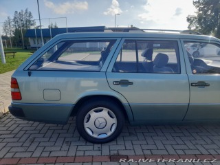 Mercedes-Benz 200 S124 200TE 1990