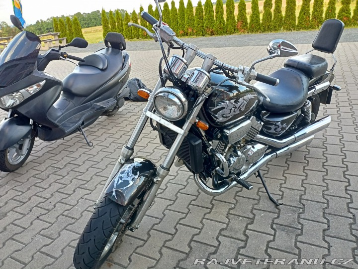 Honda VF 750 C Magna 1994