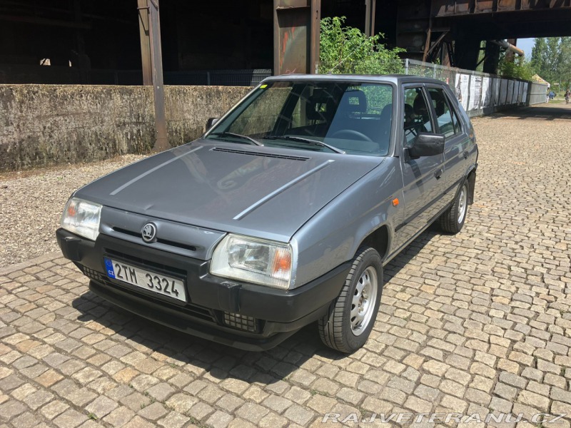 Škoda Favorit 