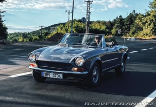 Fiat 124 spider 1975