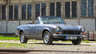 Fiat 124 spider 1975