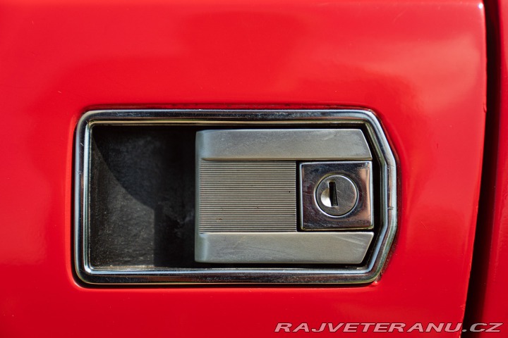 Ferrari Dino 308 GT4 1975