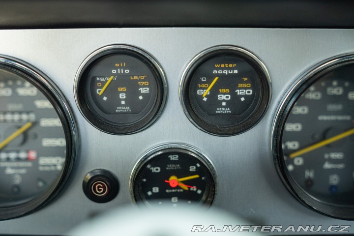 Ferrari Dino 308 GT4 1975