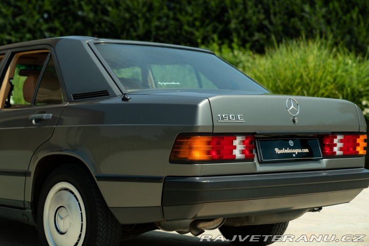 Mercedes-Benz 190 E 1987