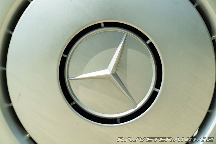 Mercedes-Benz 190 E 1987