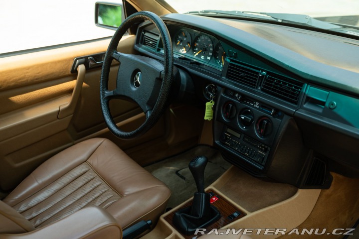 Mercedes-Benz 190 E 1987
