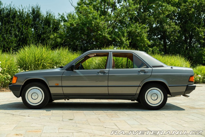 Mercedes-Benz 190 E 1987