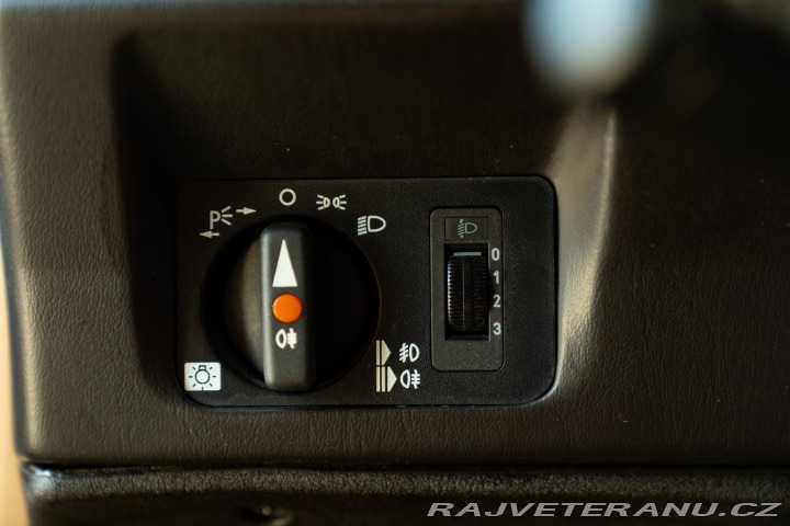Mercedes-Benz 190 E 1987