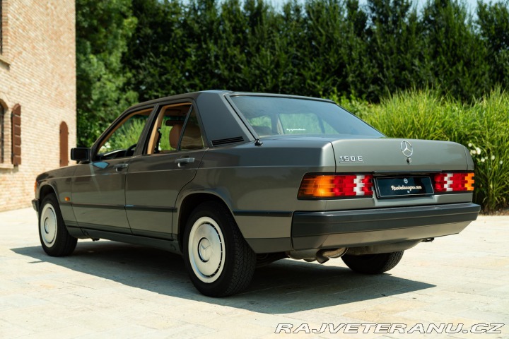 Mercedes-Benz 190 E 1987
