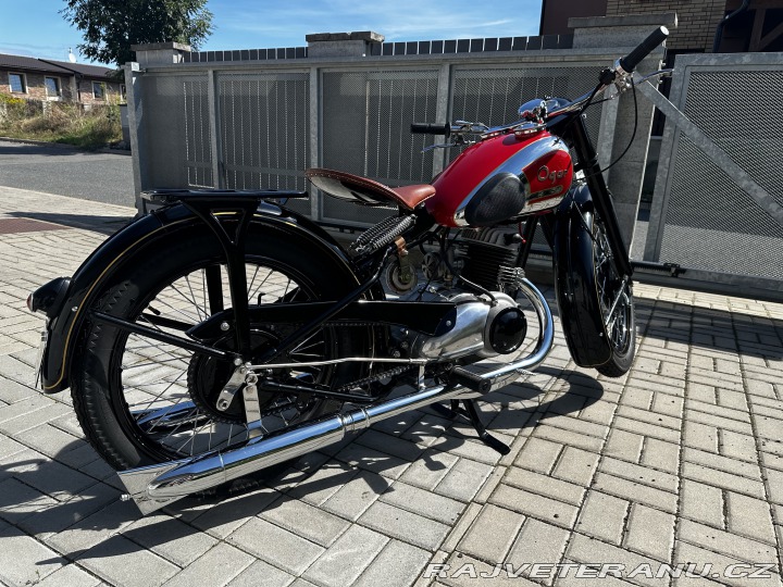 Jawa 250 Ogar typ 4 1948