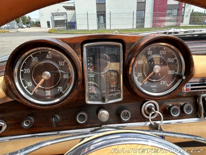 Mercedes-Benz 220 SE / W111 1963