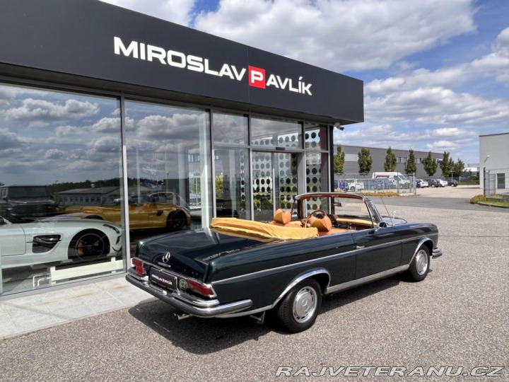 Mercedes-Benz 220 SE / W111 1963