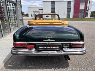 Mercedes-Benz 220 SE / W111 1963
