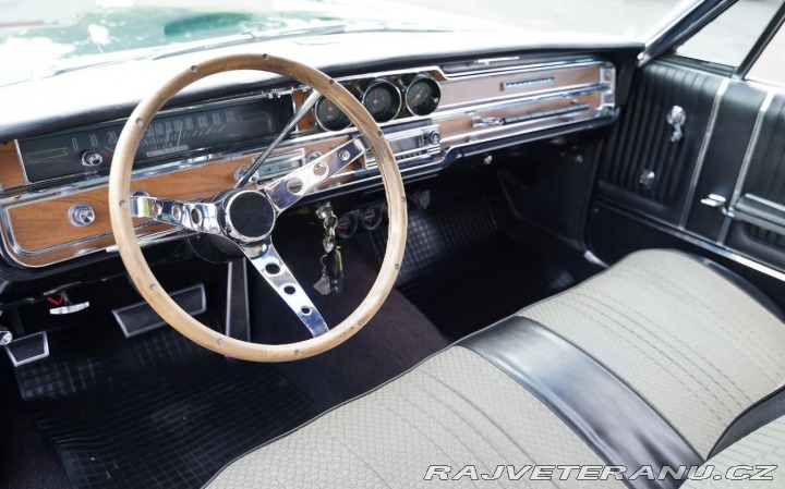 Pontiac Bonneville Coupe 1965