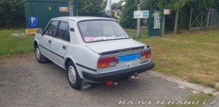 Škoda 105 sedan 1988