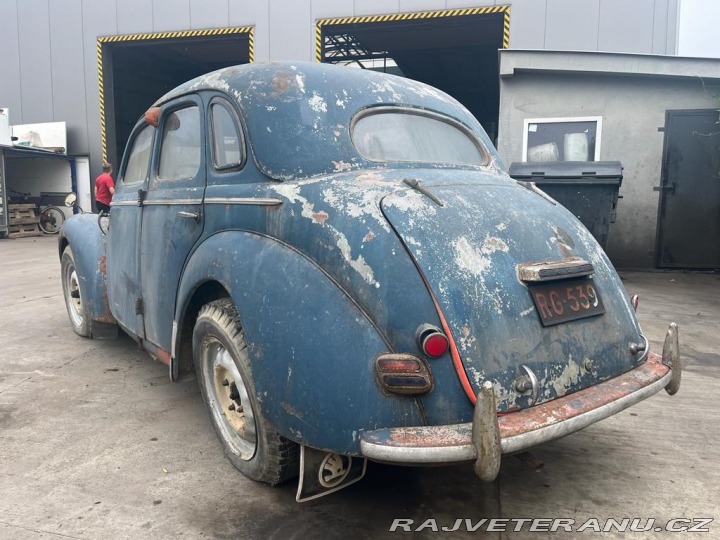 Škoda 1102 Tudor 4 dverova rv 1952 1952