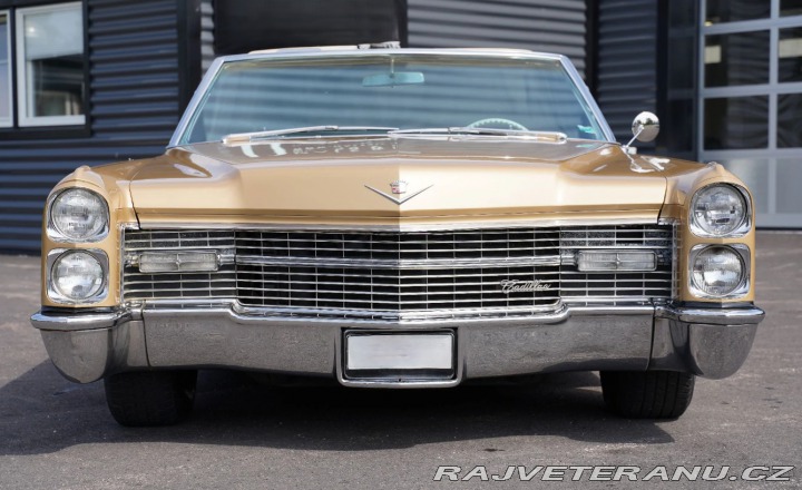 Cadillac DeVille Convertible 1966