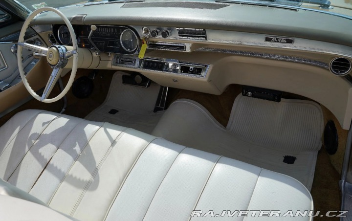 Cadillac DeVille Convertible 1966