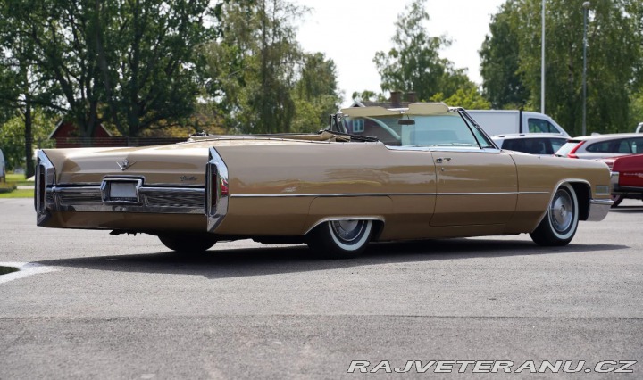 Cadillac DeVille Convertible 1966