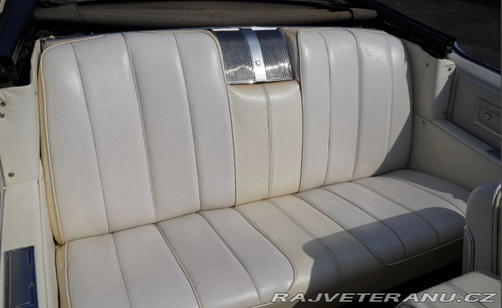 Cadillac DeVille Convertible 1966