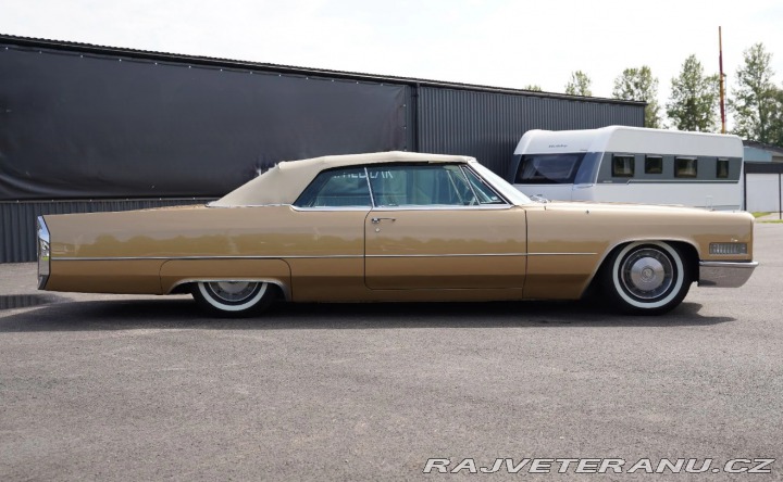 Cadillac DeVille Convertible 1966