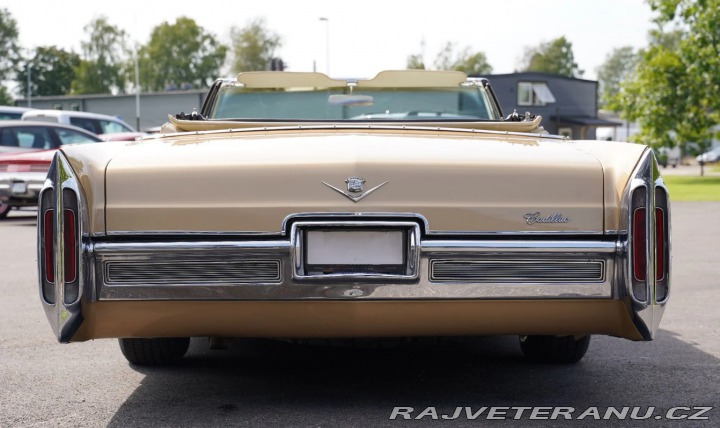 Cadillac DeVille Convertible 1966
