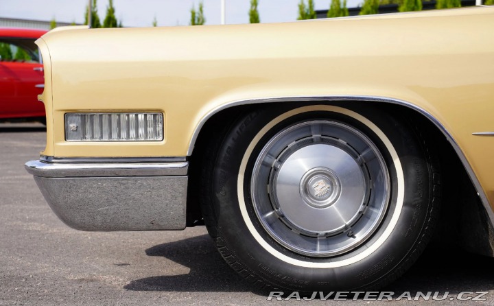 Cadillac DeVille Convertible 1966