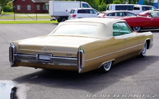 Cadillac DeVille Convertible 1966