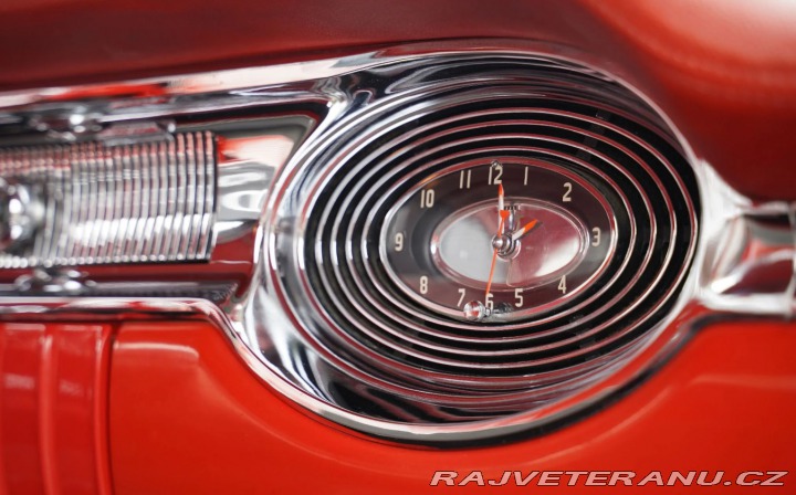 Oldsmobile 98 Holiday 324 1956