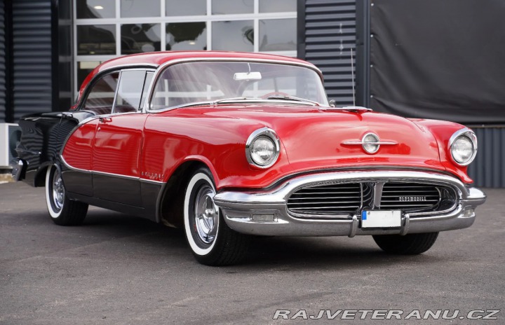Oldsmobile 98 Holiday 324 1956