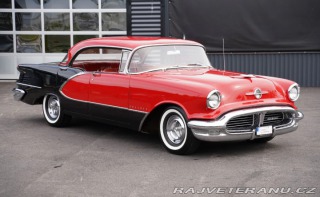 Oldsmobile 98 Holiday 324 1956
