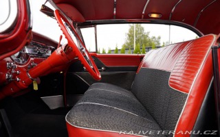 Oldsmobile 98 Holiday 324 1956