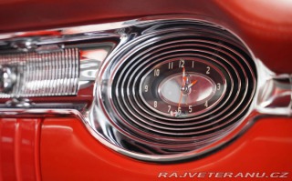 Oldsmobile 98 Holiday 324 1956