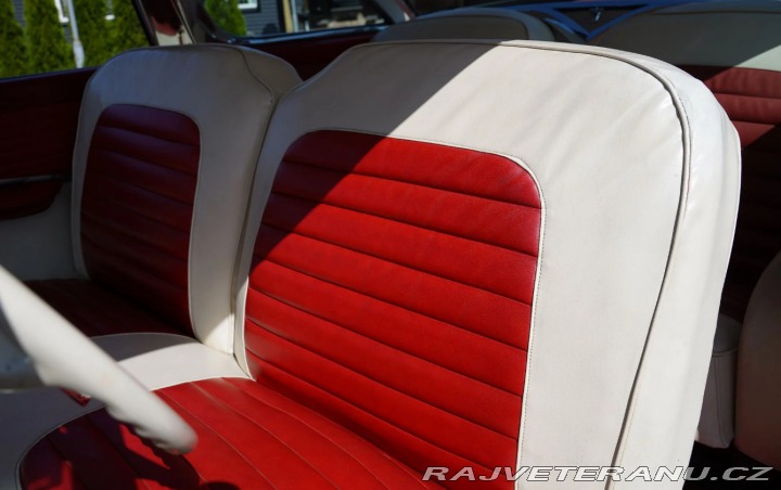 Ford Fairlane Crown Victoria 1955