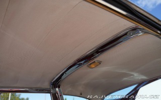 Ford Fairlane Crown Victoria 1955