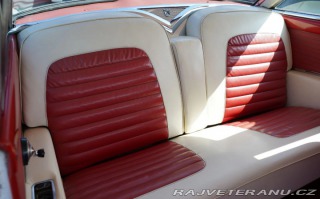 Ford Fairlane Crown Victoria 1955