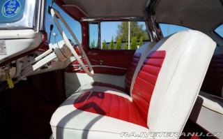 Ford Fairlane Crown Victoria 1955