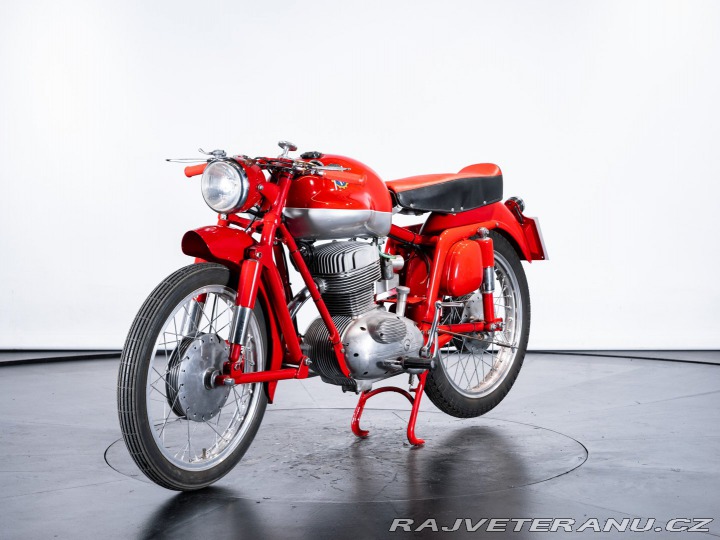 Ostatní značky Ostatní modely MV Agusta MV 175 CS DISCO VOLANTE 1957