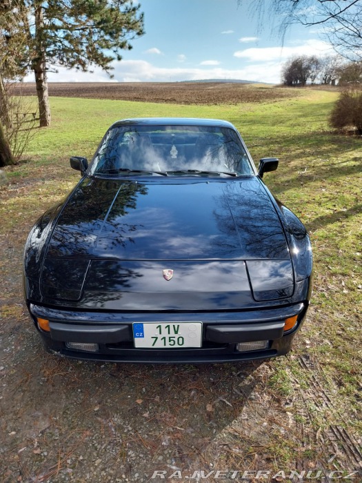 Porsche 944 S