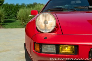 Porsche 928 S 1984