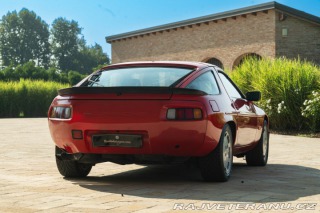 Porsche 928 S 1984