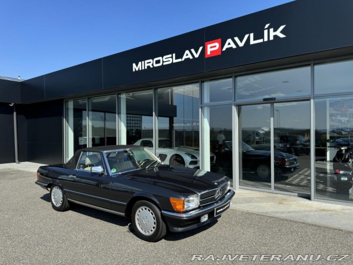 Mercedes-Benz SL W107 SL300 1989
