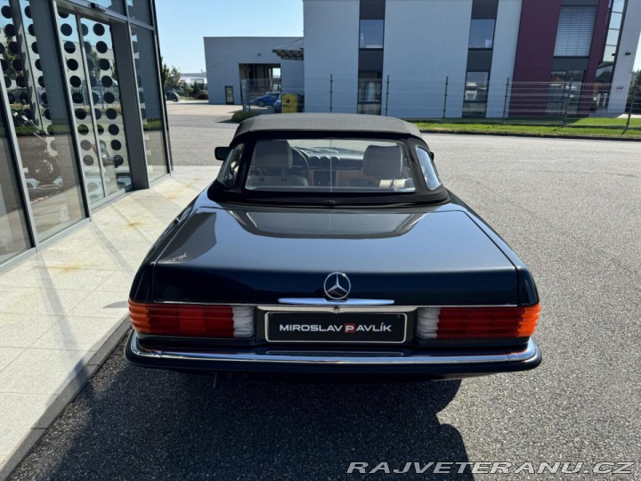 Mercedes-Benz SL W107 SL300 1989