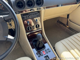 Mercedes-Benz SL W107 SL300 1989