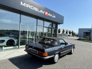 Mercedes-Benz SL W107 SL300 1989
