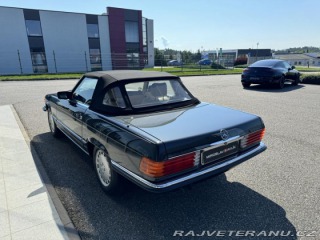 Mercedes-Benz SL W107 SL300 1989