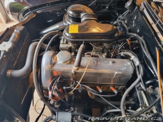 Mercedes-Benz 200 w110 1966